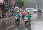 Miền Bắc đón không khí lạnh gây mưa dông