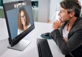 Ứng dụng Zoom chuyển dữ liệu cuộc gọi video về Trung Quốc