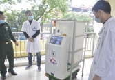 Việt Nam chế tạo thành công robot làm việc trong khu cách ly