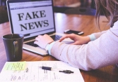 Facebook sẽ gửi cảnh báo đến người dùng các tin giả về dịch bệnh