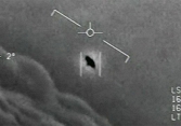 Lầu Năm Góc chính thức công bố đoạn video về UFO, vén bức màn bí mật về các đồn đoán