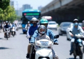 Thủ đô Hà Nội tiếp tục nắng nóng gay gắt 