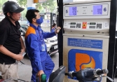 Chiều 28/5, giá xăng tăng gần 1.000 đồng/lít