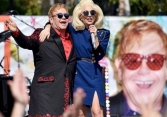 Một thập kỷ đồng hành của Lady Gaga và Elton