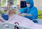 48 ngày không có ca mắc COVID-19 ở cộng đồng, phi công người Anh tỉnh táo hoàn toàn, tiếp tục điều trị vật lý trị liệu