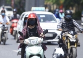 Bắc Bộ nhiệt độ có nơi trên 38 độ C, chỉ số tia UV gây hại rất cao