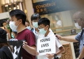 Hong Kong: Người biểu tình tập trung tại các trung tâm thương mại lớn