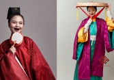 'Dệt nên triều đại': Bạn trẻ Việt mặc cổ phục và nhuộm răng đen tái hiện thời Lê Sơ