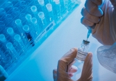 Cuộc đua 'thần tốc' bào chế vaccine COVID-19  liệu có đảm bảo an toàn?