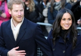 Vợ chồng Harry và Meghan bị người dân Anh yêu cầu trả 3,2 triệu USD