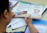 Bộ GD-ĐT giải trình về việc giá của SGK mới cao gấp đôi SGK cũ