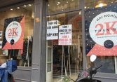 “Cơn bão giảm giá” diễn ra tại khắp các cửa hàng dù chưa đến Black Friday 