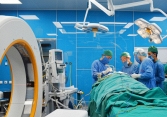 Bệnh viện Bãi Cháy bật chế độ báo động đỏ, cứu sống bệnh nhân bị thang máy kẹp vỡ hộp sọ