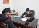 Đăng tin bệnh nhân Covid-19 đi hát có 'tay vịn', nam thanh niên 30 tuổi bị xử phạt 5 triệu đồng