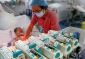 Anh tuyên bố có Covid-19 có khoảng 4.000 biến chủng khác nhau