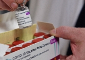 Bộ Y tế ký văn bản cho phép nhập khẩu 204.000 liều vaccine Covid-19