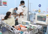 Bác sĩ cảnh báo nguy hiểm biến chứng huyết áp cao ở trẻ bị bệnh tay chân miệng