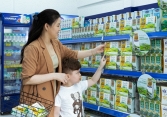 Vinamilk liên tục dẫn đầu ngành hàng sữa nước nhiều năm liền