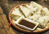 Bánh đúc, món ngon Hà Nội những ngày oi nóng