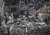 Israel tiến hành hàng trăm đợt không kích ở Dải Gaza