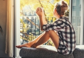 Nhu cầu một mình: sự kết nối sâu sắc hơn với bản thân