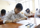 Kỳ thi tuyển sinh vào lớp 10: Không sử dụng điều hòa, phụ huynh không tập trung tại cổng trường