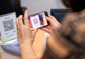 Nhiều ngân hàng chấp nhận chuyển tiền bằng mã QR