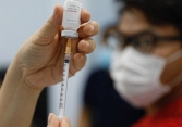 Bộ trưởng Tài chính: Gần đủ tiền để tiêm vaccine Covid-19 cho 75 triệu dân