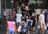 Những biện pháp Singapore áp dụng để hướng tới cuộc sống chung cùng Covid-19