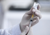 Đã tiêm vaccine Sinopharm, Pfizer, Moderna thì mũi thứ 2 chỉ tiêm vaccine cùng loại