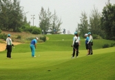 Tạm đình chỉ công tác Phó cục trưởng Cục Thuế vì đi đánh golf khi giãn cách xã hội