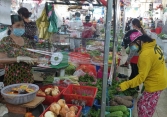 TP.HCM: Mở bán lại lương thực, thực phẩm thiết yếu tại chợ truyền thống