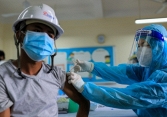 Các doanh nghiệp TP.HCM mong chờ vaccine mũi hai