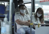 Hà Nội: Dự kiến chia 'thẻ xanh, thẻ vàng Covid' với hành khách xe buýt