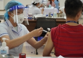Nguồn vaccine ở TPHCM đang sẵn sàng để tiêm tới 30/9