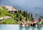 Hồ bơi resort ở Sa Pa vào top độc đáo nhất thế giới