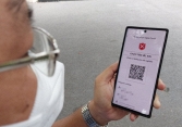 Đề nghị đôn đốc các địa phương xử lý phản ánh của người dân về kết quả tiêm chủng