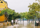 Các tỉnh dần bỏ cách ly, xét nghiệm với du khách