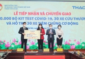 Ô tô Trường Hải trao tặng TP Hà Nội vật tư và phương tiện y tế lên tới 84 tỷ đồng
