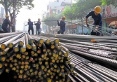Thép, xi măng lại bất ngờ tăng giá phi mã