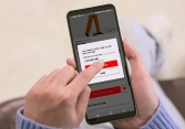 UNIQLO đã thay đổi cách kinh doanh, bắt đầu bán hàng trực tuyến tại Việt Nam