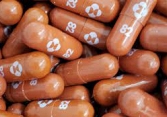 Nhiều quốc gia đổ xô đặt mua thuốc trị Covid-19 của Pfizer và Merck 