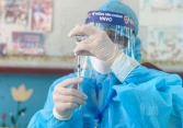 Sẽ tiêm vaccine COVID-19 cho 800.000 trẻ em tại Hà Nội trong 6 tháng tới