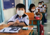 'Đang dịch phức tạp, sao lại chọn học sinh bé nhất là lớp 1, 2 đến trường?'