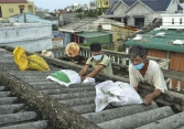 Miền Trung sơ tán hàng nghìn người dân để ứng phó với bão Rai và phòng tránh lũ lụt