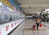 Vé xe tàu Tết, mở bán mà không ai mua