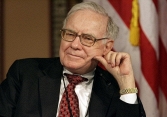 Warren Buffett lại giàu hơn nhà sáng lập Facebook
