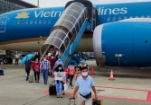 Bộ Giao thông Vận tải yêu cầu làm rõ việc tăng giá vé máy bay đến TP.HCM sau Tết