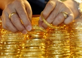 Vàng lên 69,3 triệu đồng mỗi lượng