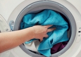 Những lưu ý khi giặt quần áo cho F0 tại nhà tránh lây nhiễm 